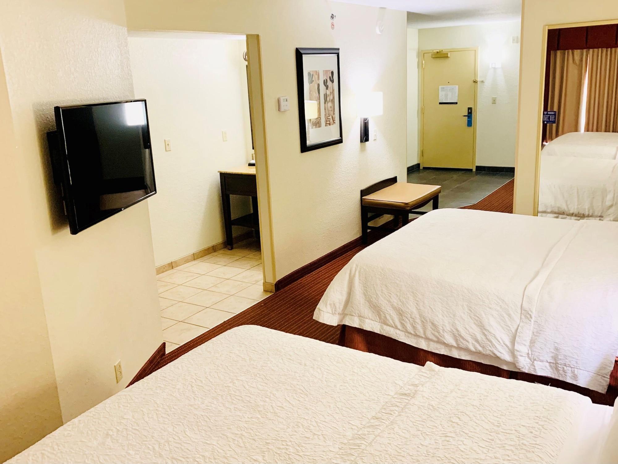 Hampton Inn Champaign/Urbana Eksteriør billede