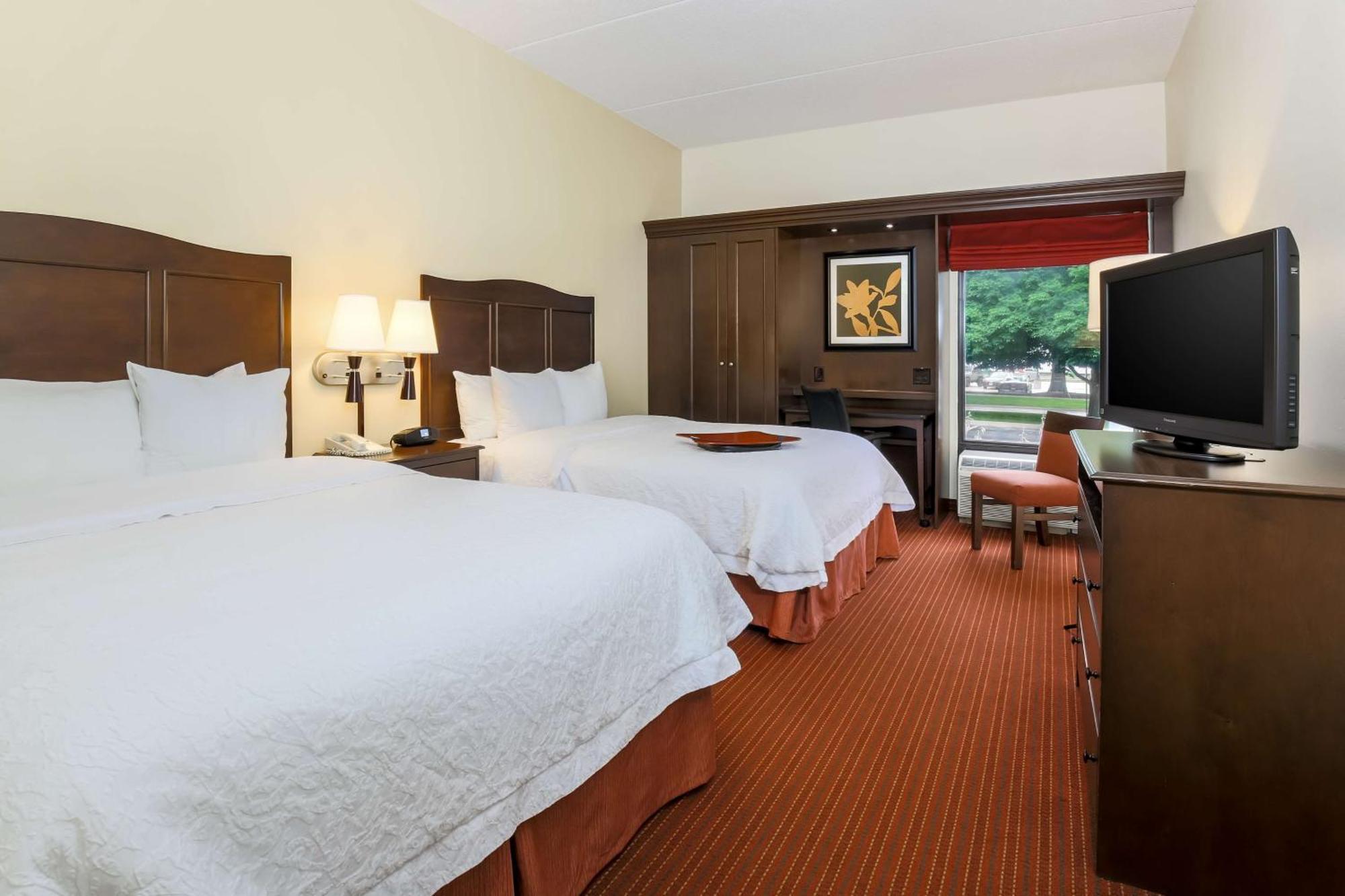 Hampton Inn Champaign/Urbana Eksteriør billede