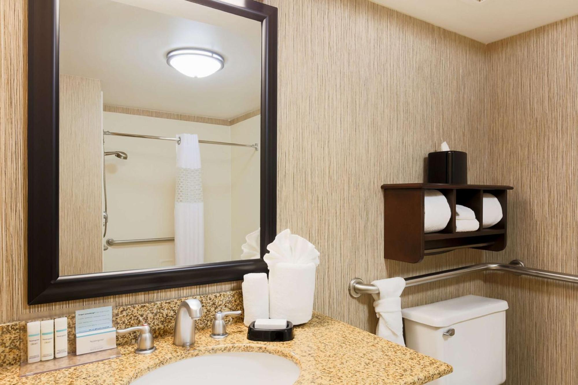 Hampton Inn Champaign/Urbana Eksteriør billede