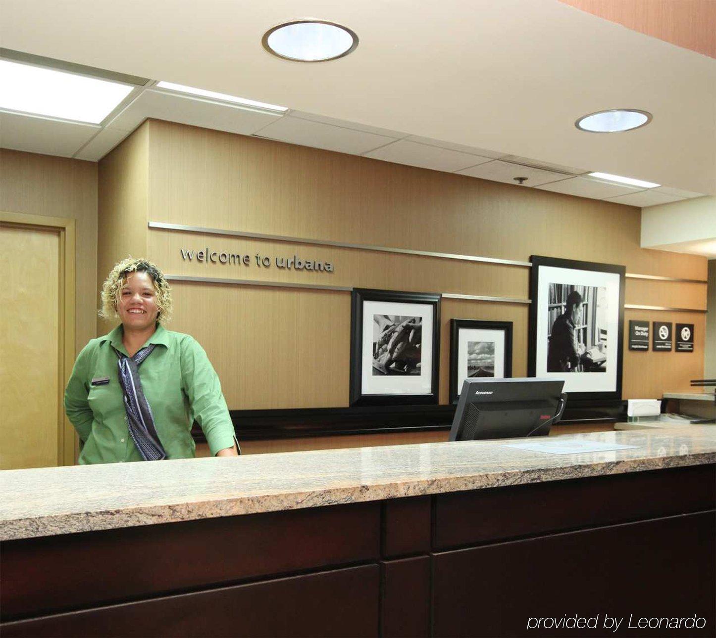 Hampton Inn Champaign/Urbana Eksteriør billede